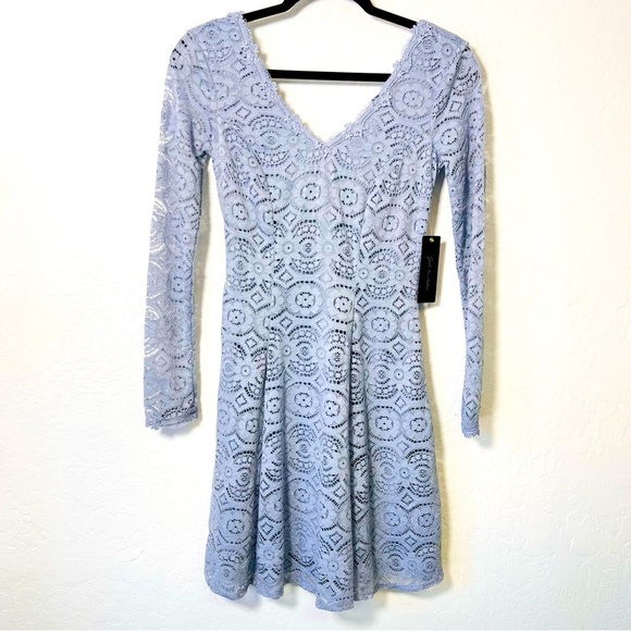 Jodi Kristopher Blue Grey Lace Long Sleeve Mini Dress 0 NWT - Picture 1 of 7